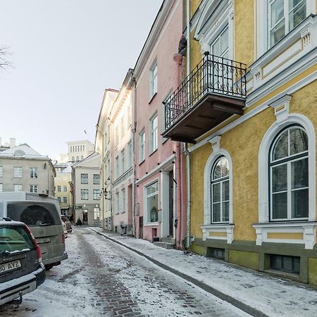 Appartement Niguliste 6 Old Town Penthouse à Tallinn Extérieur photo