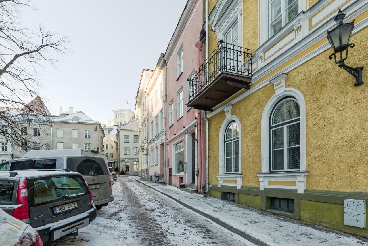 Appartement Niguliste 6 Old Town Penthouse à Tallinn Extérieur photo